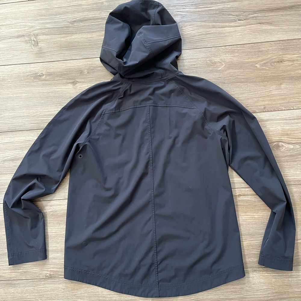 Lululemon On The Fly Hooded Jacket Women’s Size 8 - Picture 10 of 11